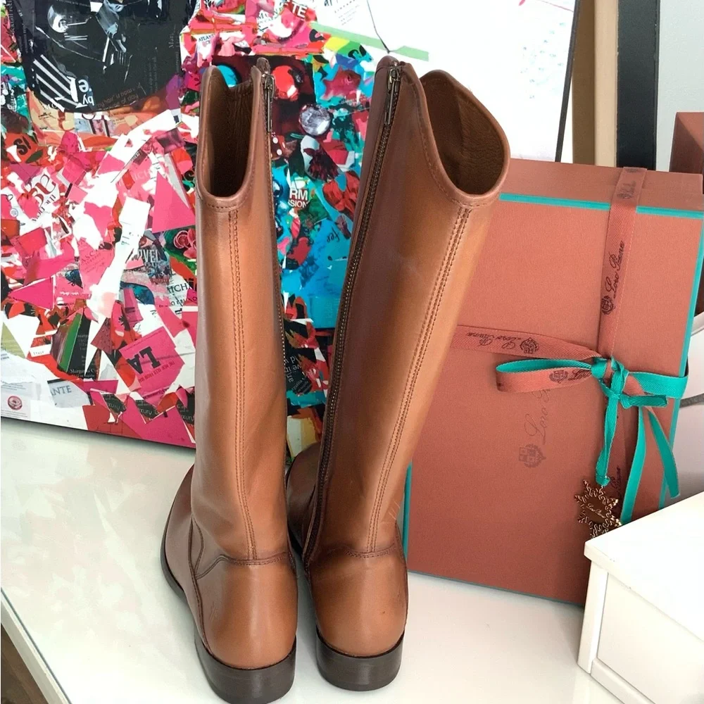 Frye Marissa Medallion Boots - Picture 4 of 7